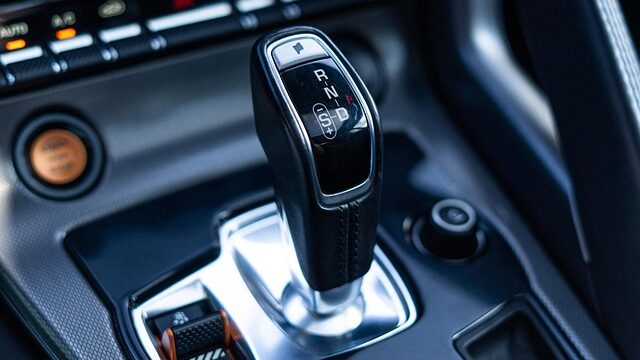 gearstick-7740672_640-1.jpg