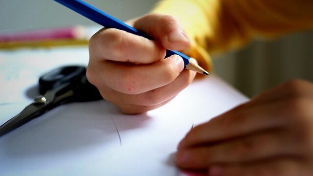 write-8487618_640-1.jpg